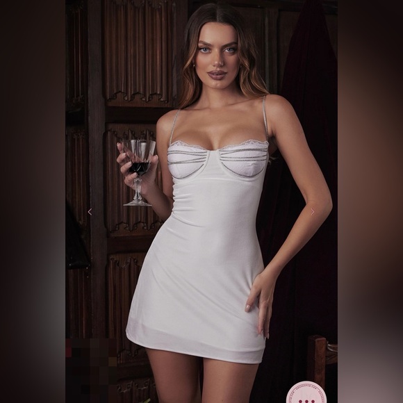 ❤️‍🔥Firm Price❤️‍🔥House of CB GRACE Ivory Crystallised Mini Dress - Picture 9 of 16